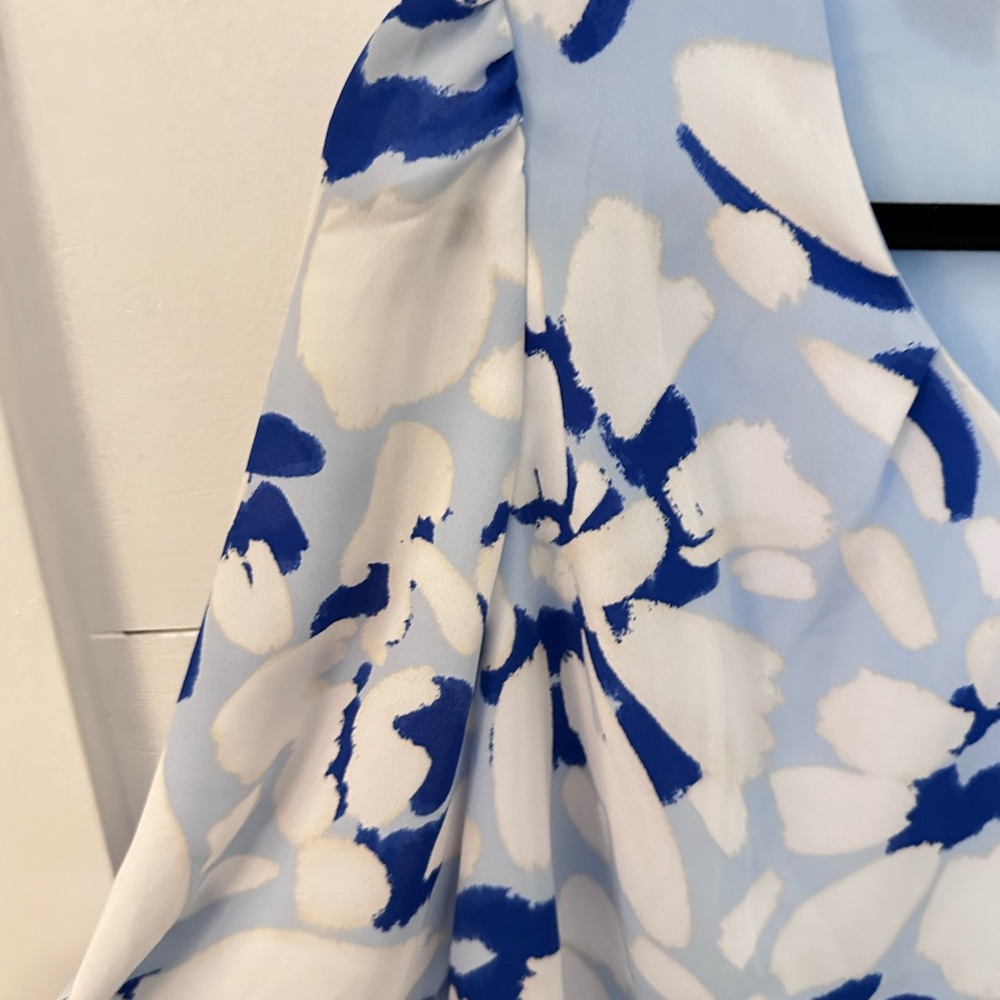 NWT XS LOFT Blue floral V neck long sleeve polyester blouse classic cottagecore - Picture 5 of 11